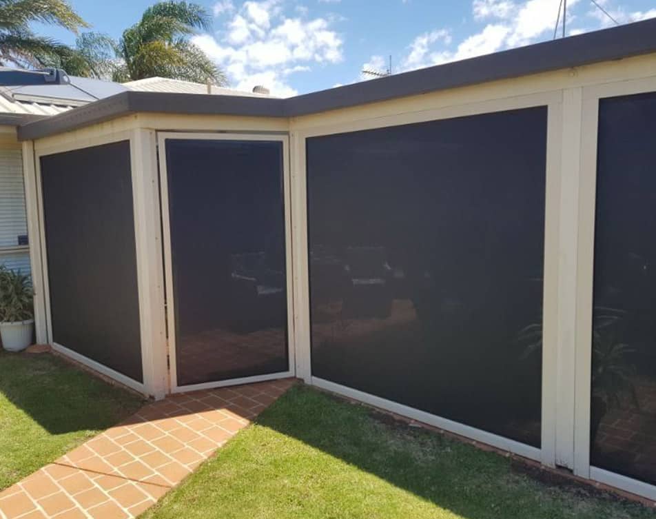 Close Blinds — d-Blinds In Toowoomba, QLD